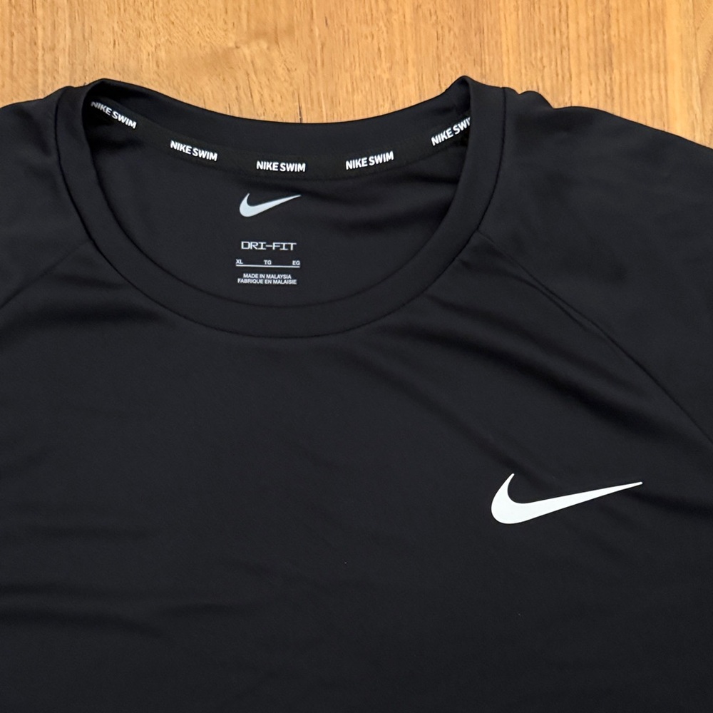 Nike Men's Black Dri-FIT Short Sleeve Tee - Picture 2 of 5